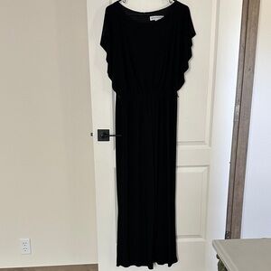 Emma & Michele Classic Black Full Length Flowy Jumper